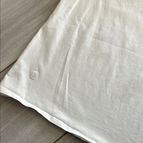 Lululemon Off-The-Shoulder Cotton T-shirt Women's Top Size Small - Picture 3 of 3